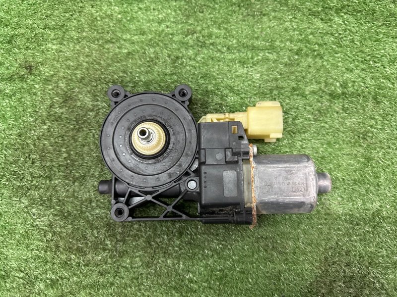 Мотор стеклоподъемника Ford Kuga 2013 SUV