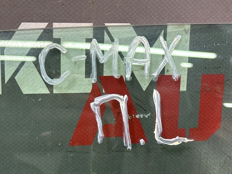 Стекло двери Ford C-Max