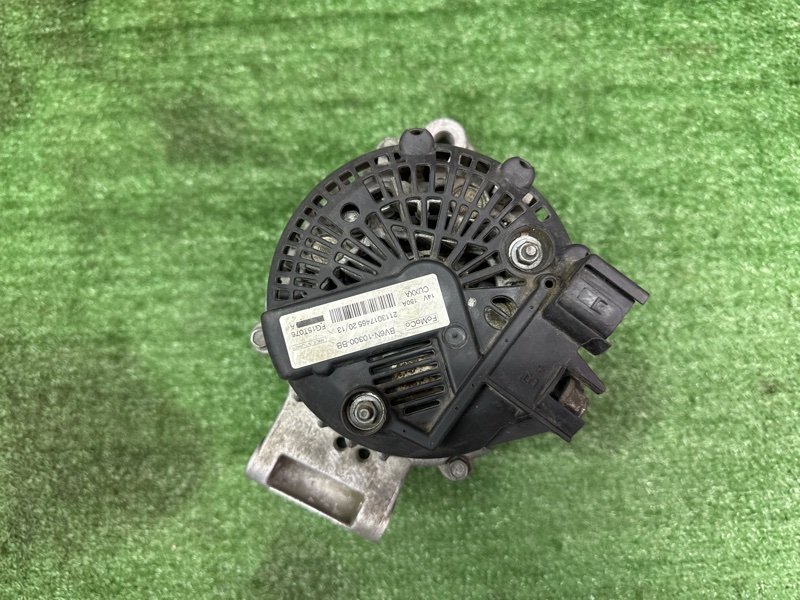 Генератор Ford Kuga 2013 SUV