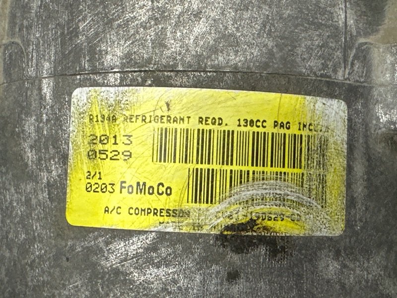 Компрессор кондиционера Ford Kuga 2013 SUV