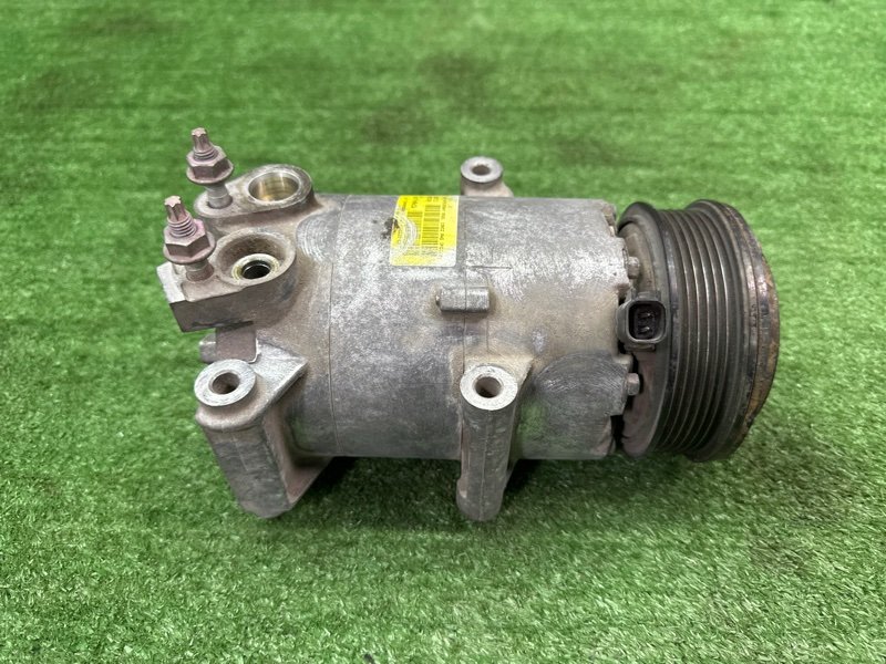 Компрессор кондиционера Ford Kuga 2013 SUV