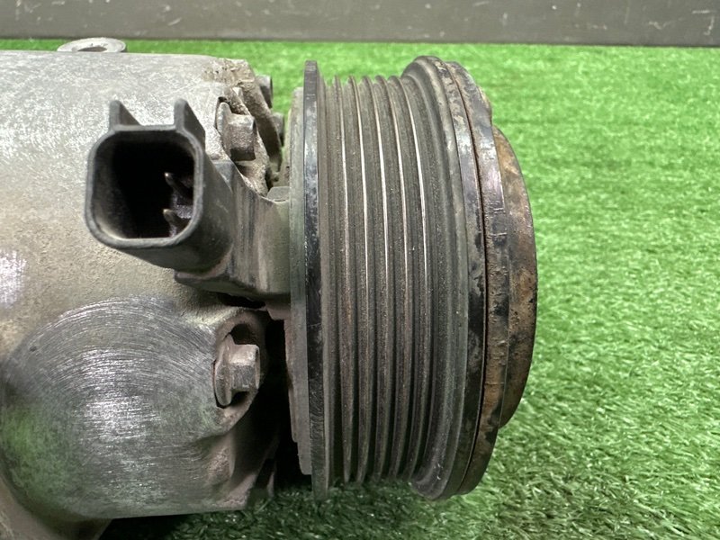 Компрессор кондиционера Ford Kuga 2013 SUV