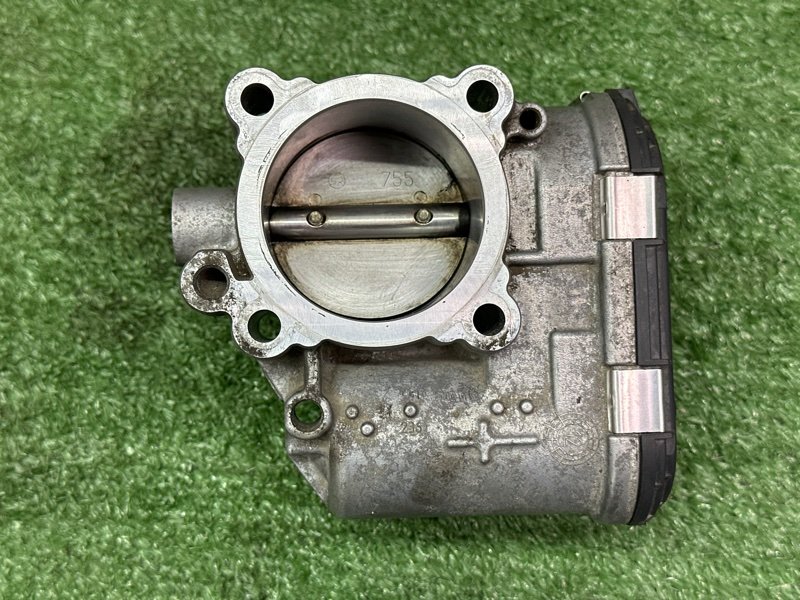 Дроссельная заслонка Ford Kuga 2013 SUV