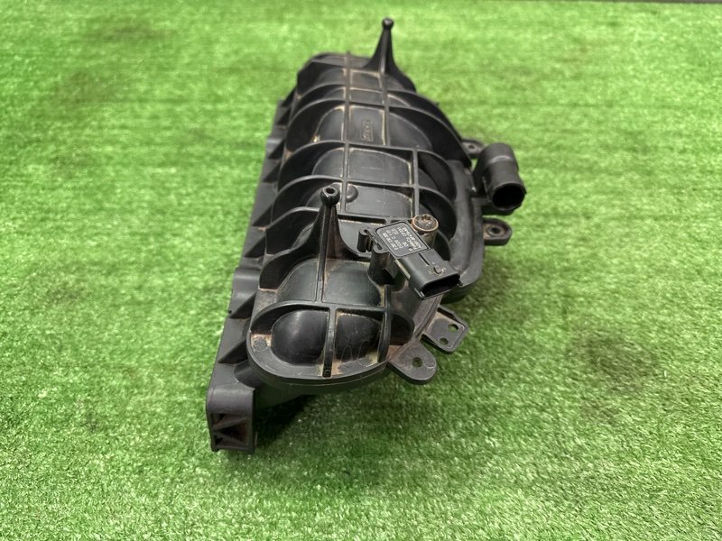 Коллектор впускной Ford Kuga 2013 SUV