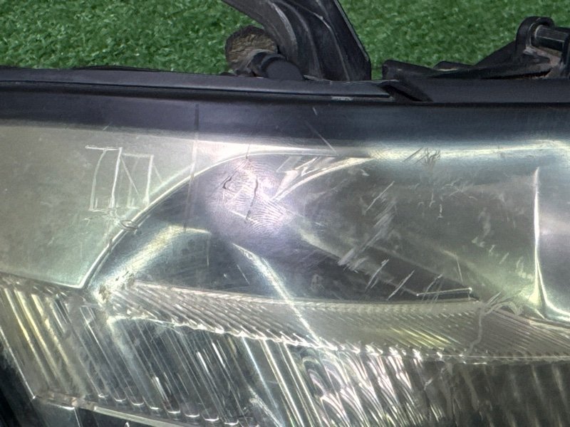 Фара Subaru Legacy