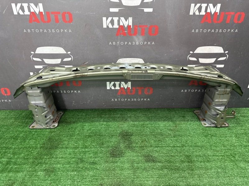 Усилитель бампера Ford Kuga 2013 SUV