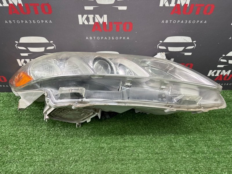 Фара Toyota Camry
