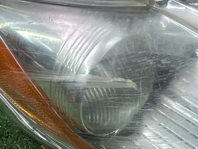 Фара Toyota Camry