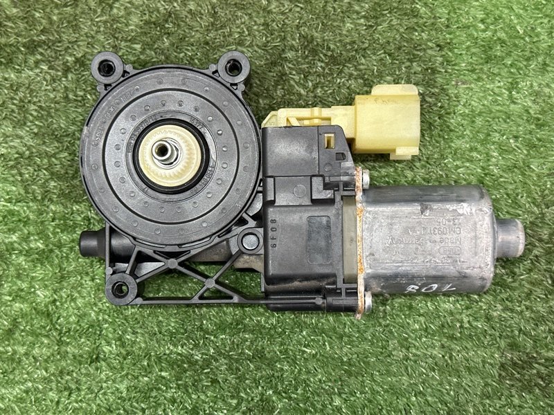 Мотор стеклоподъемника Ford Kuga 2013 SUV