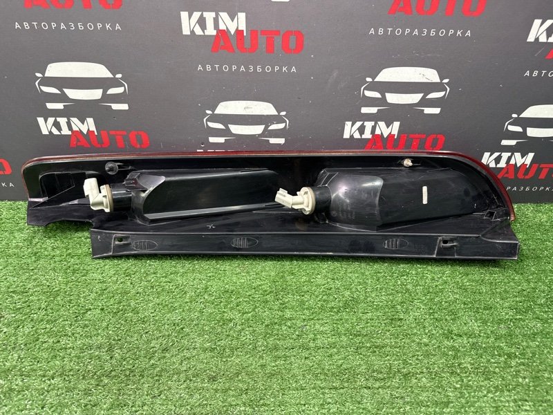 Фонарь в крыло Ford Focus 2