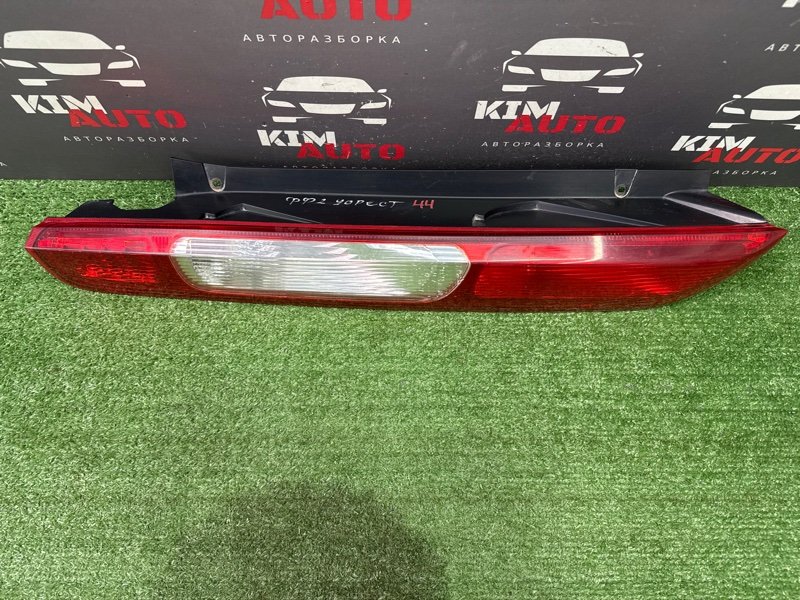 Фонарь в крыло Ford Focus 2