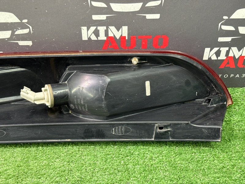 Фонарь в крыло Ford Focus 2