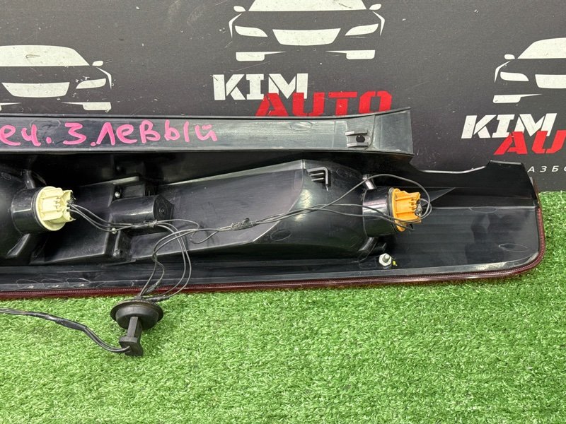 Фонарь в крыло Ford Focus 2