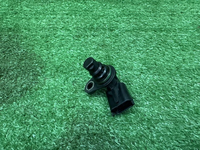 Датчик распредвала Ford Kuga 2013 SUV