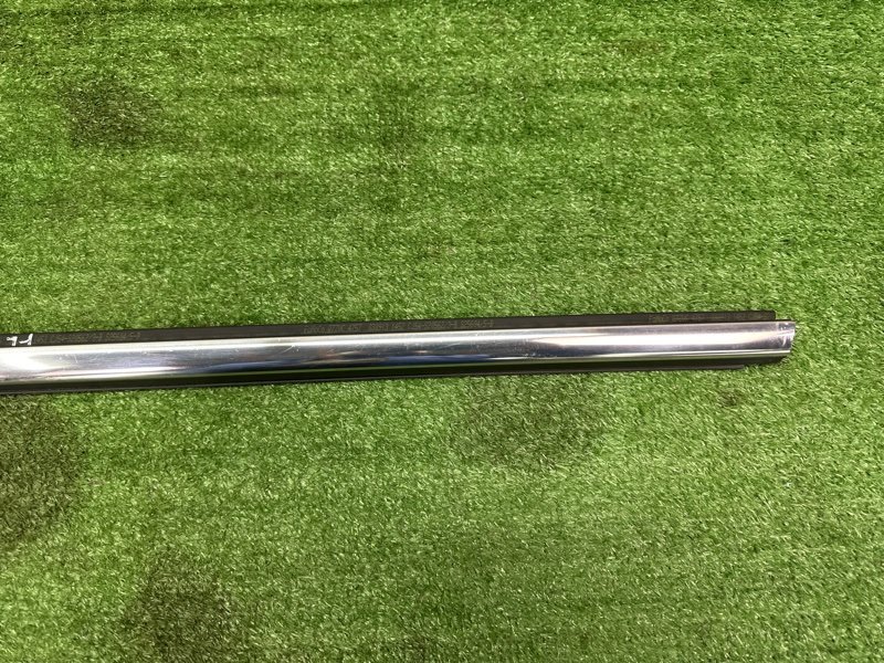 Уплотнитель стекла наружный(Бархотка) Хром Ford Kuga 2013 SUV