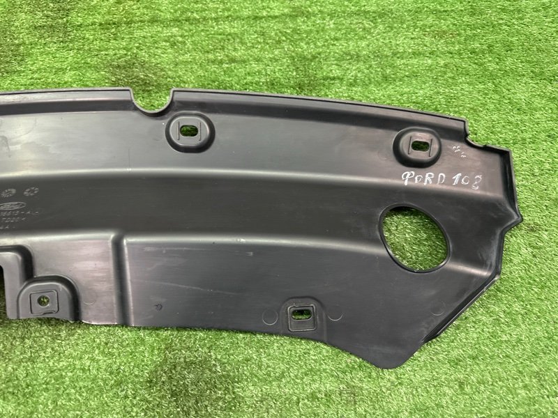 Накладка замка капота Ford Kuga 2013 SUV