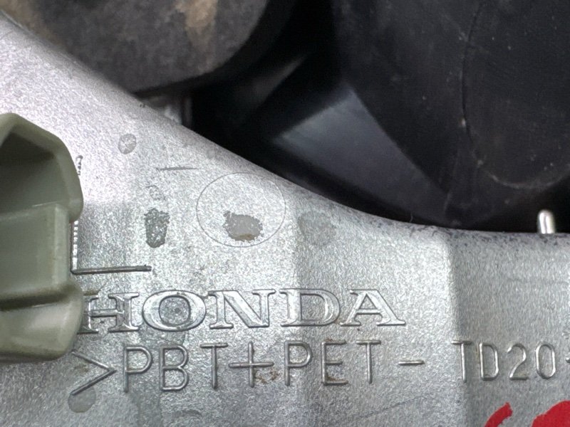 Фонарь в крышку багажника Honda Civic