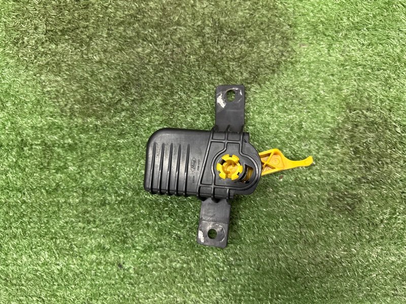 Ручка открывания капота Ford Kuga 2013 SUV