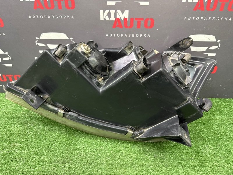 Фара Vortex Estina