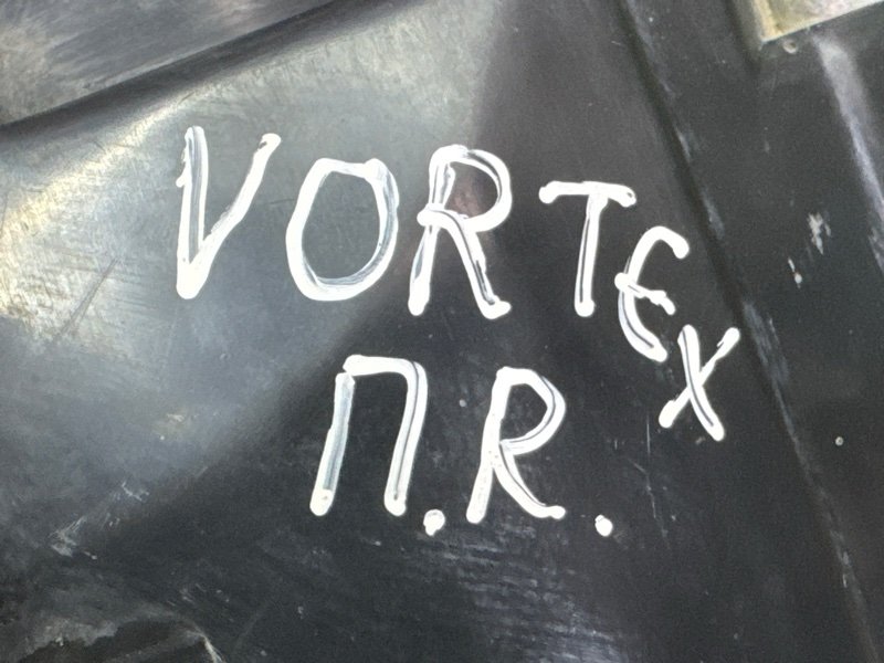 Фара Vortex Estina