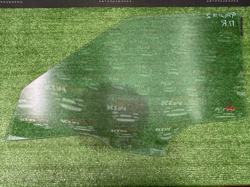 Стекло двери Skoda Fabia 2