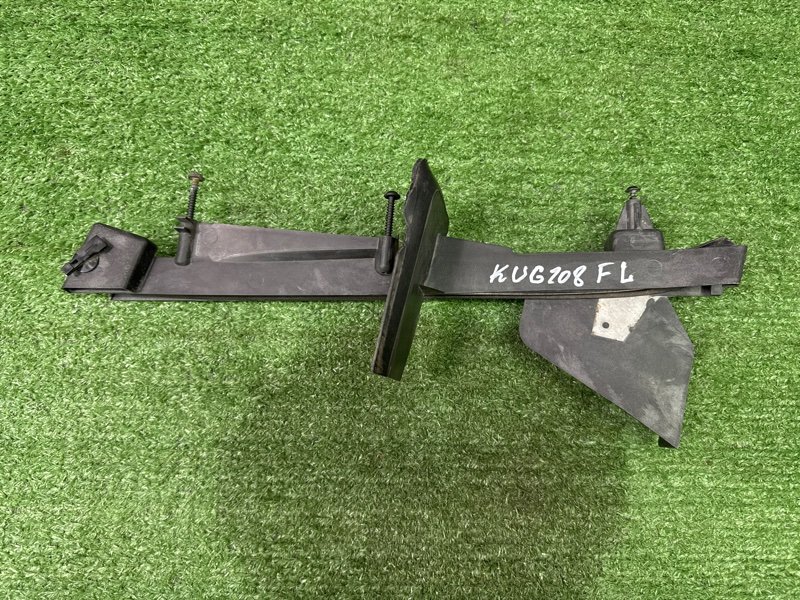 Кронштейн замка двери Ford Kuga 2013 SUV