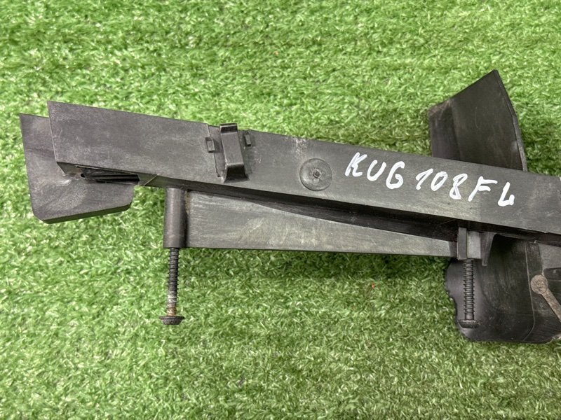 Кронштейн замка двери Ford Kuga 2013 SUV