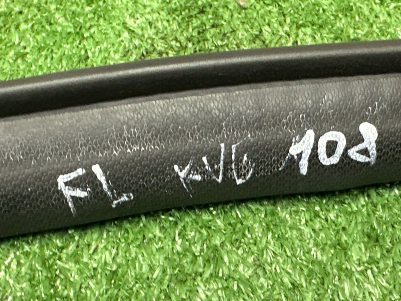 Уплотнитель проема двери Ford Kuga 2013 SUV