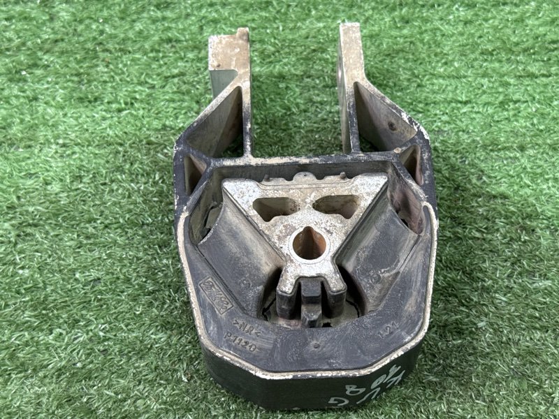 Подушка(опора) двигателя/АКПП Ford Kuga 2013 SUV