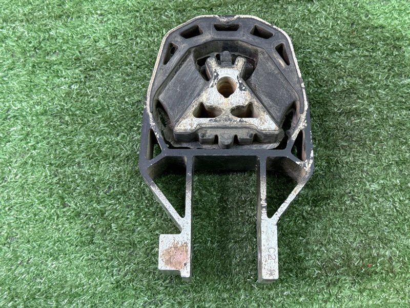 Подушка(опора) двигателя/АКПП Ford Kuga 2013 SUV