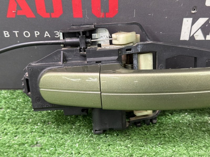 Ручка двери наружная в сборе Ford Kuga 2013 SUV