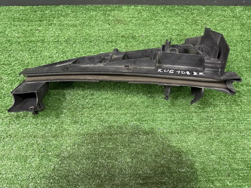 Кронштейн замка двери Ford Kuga 2013 SUV