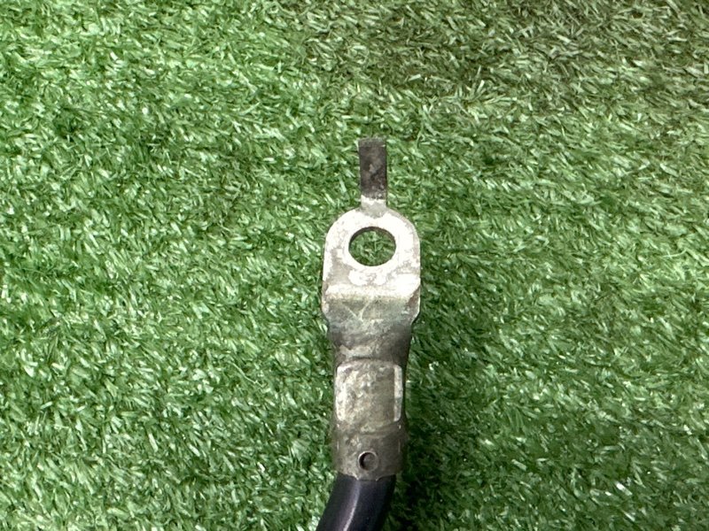 Минусовая клемма АКБ Ford Kuga 2013 SUV