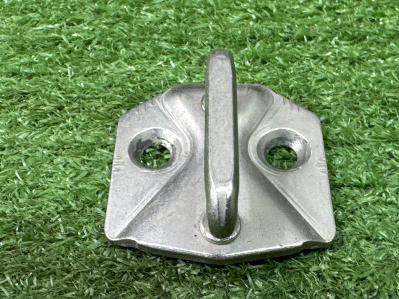 Ответная часть замка двери Ford Kuga 2013 SUV