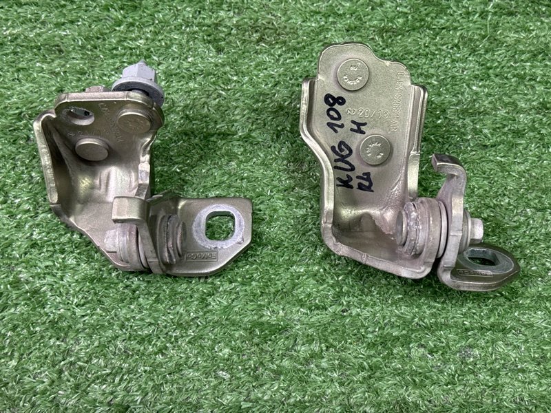 Петли двери Ford Kuga 2013 SUV