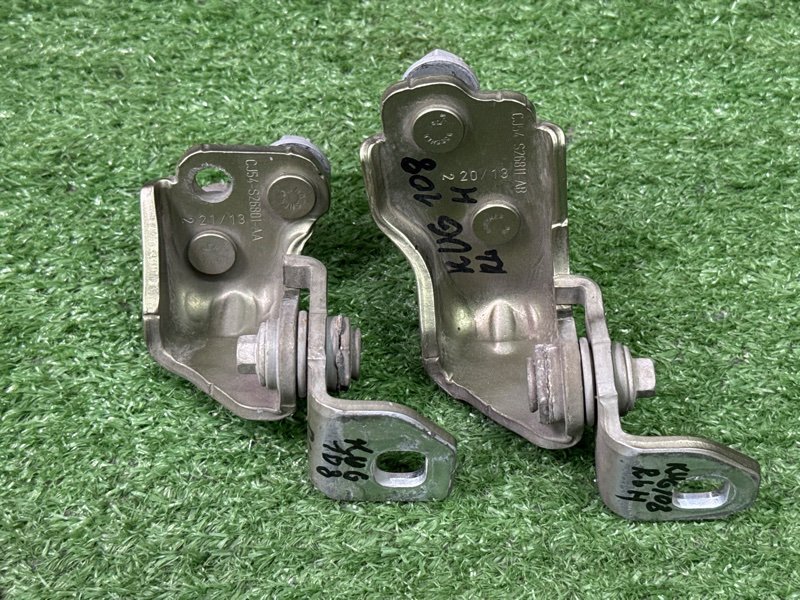 Петли двери Ford Kuga 2013 SUV