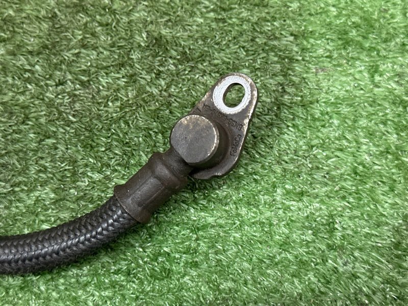 Трубка подачи масла в турбину Ford Kuga 2013 SUV