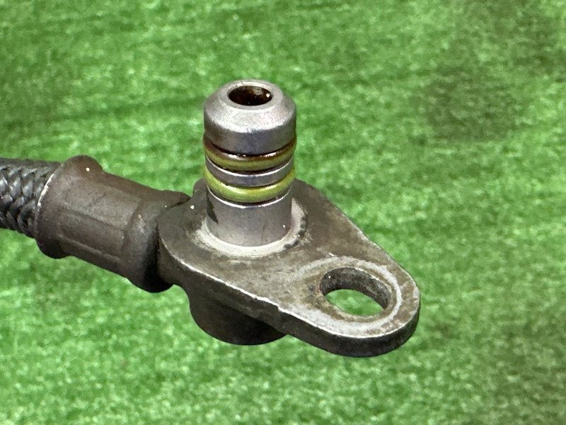 Трубка подачи масла в турбину Ford Kuga 2013 SUV