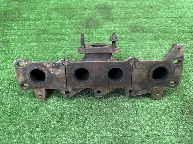 Коллектор выпускной Ford Kuga 2013 SUV