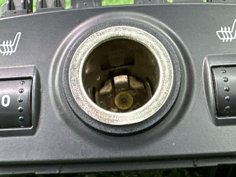 Кнопка обогрева сидений Ford Kuga 2013 SUV