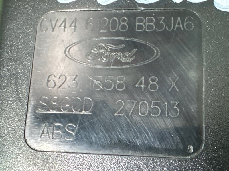 Замок ремня безопасности Ford Kuga 2013 SUV