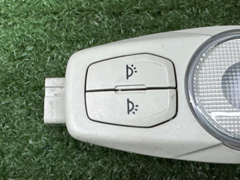 Плафон салонный Ford Kuga 2013 SUV