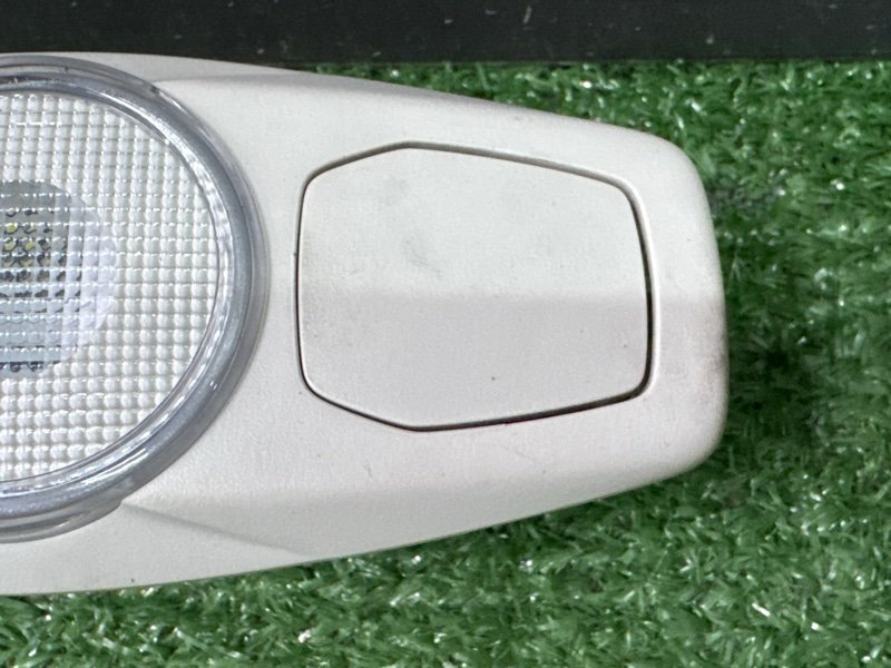 Плафон салонный Ford Kuga 2013 SUV