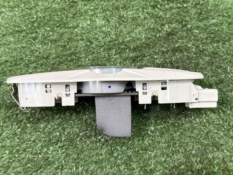 Плафон салонный Ford Kuga 2013 SUV