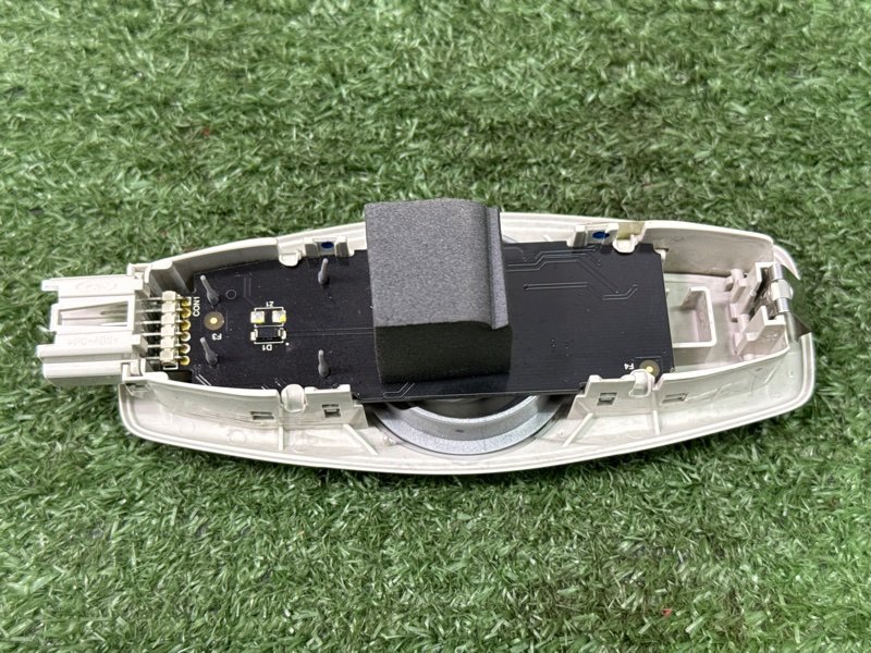 Плафон салонный Ford Kuga 2013 SUV