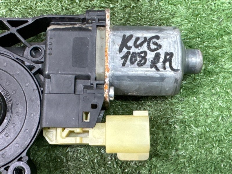 Мотор стеклоподъемника Ford Kuga 2013 SUV