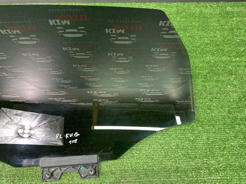 Стекло двери Ford Kuga 2013 SUV