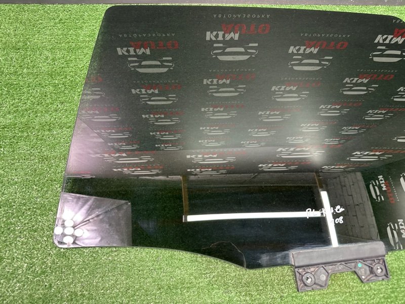 Стекло двери Ford Kuga 2013 SUV