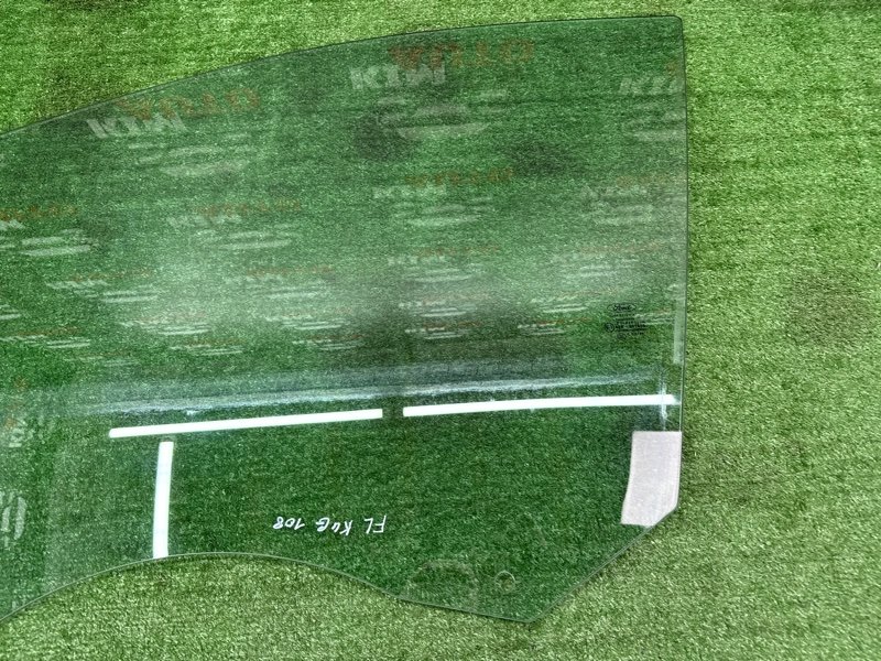 Стекло двери Ford Kuga 2013 SUV