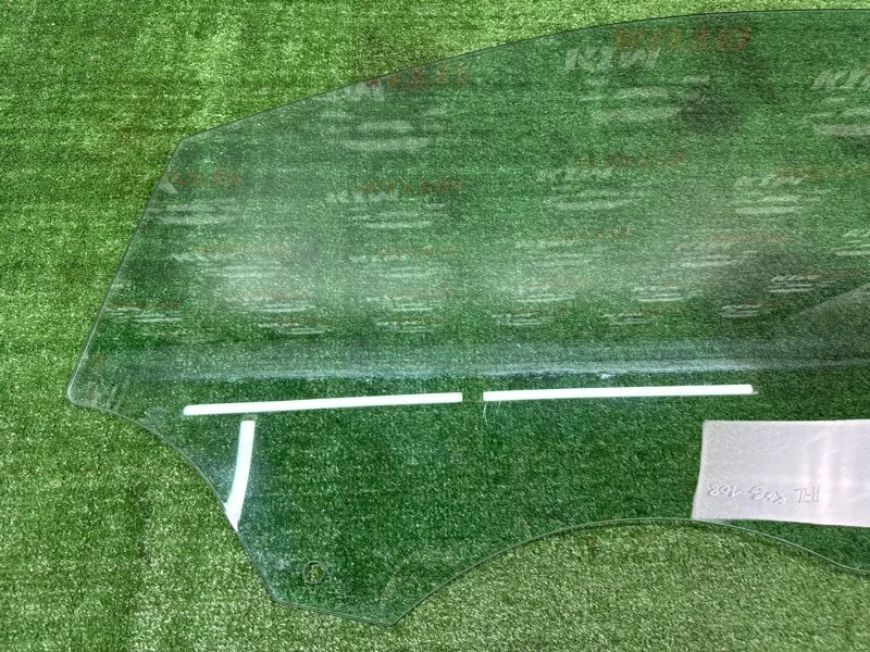 Стекло двери Ford Kuga 2013 SUV